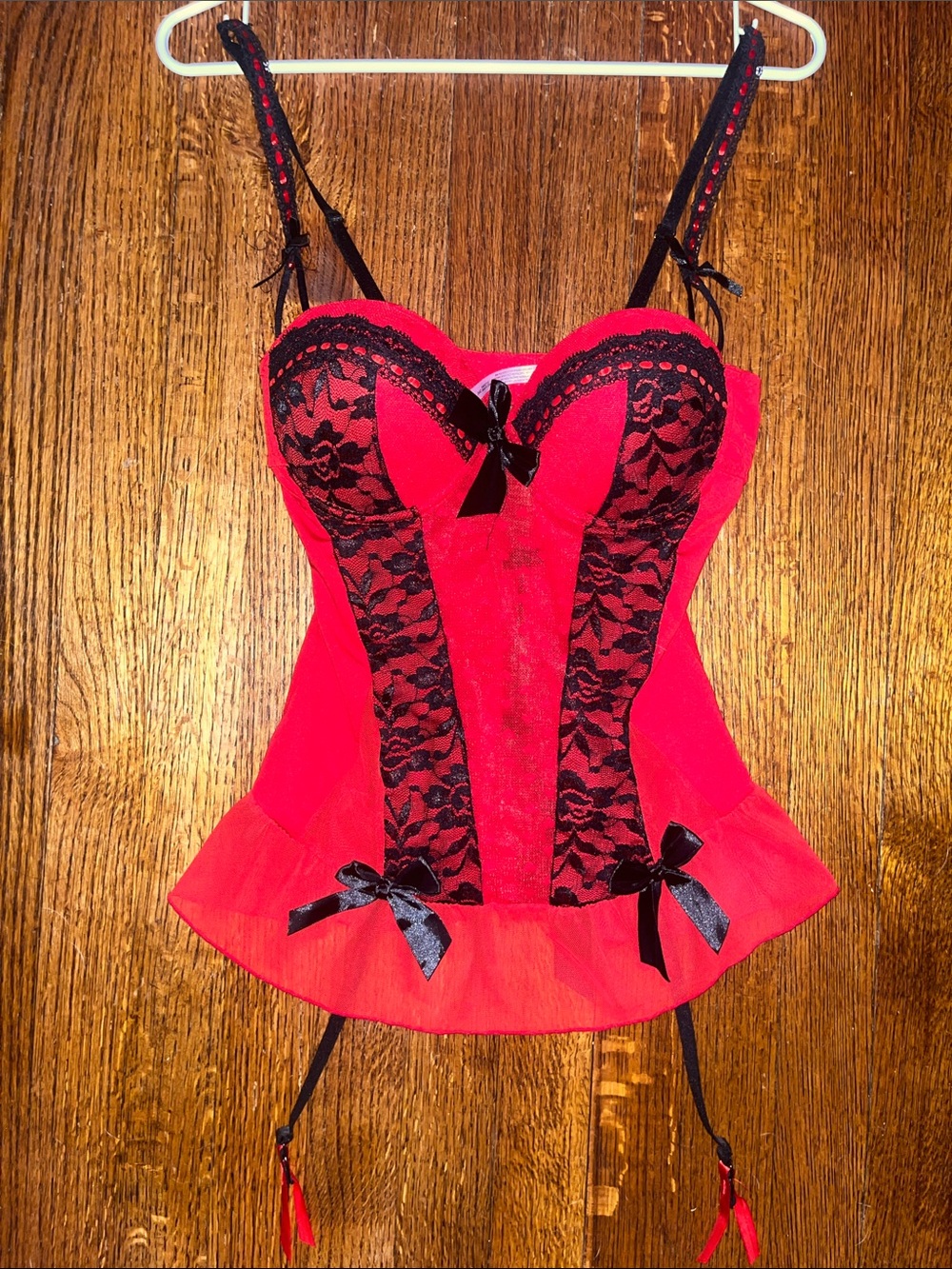 Native | Red & Black Lace Bustier (34C)